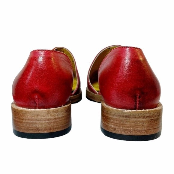 Adro Artisan Dover Flat Red Distressed Leather Side Cutout Slip On Size 7 NEW - Picture 10 of 15